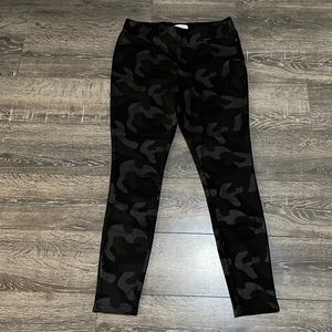 Mudpie camo leggings size small NWT